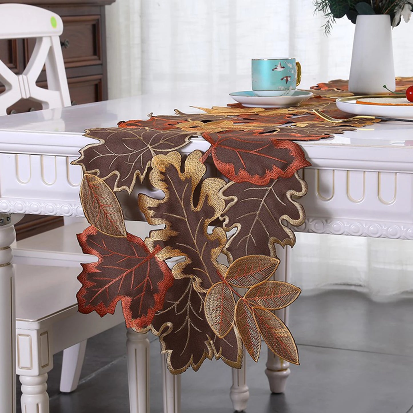 1 Pack Autumn Maple Leaf Embroidered Table Runner Fall Thanksgiving Harvest Table Placemats for Home Dinner Autumn Decorations