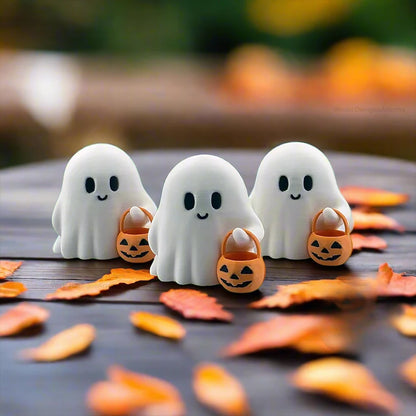 3pcs Cute Tiny Trick or Treat Ghost Halloween Decoration Desk Display Spooky Home Decoration Adorable Fall Accent Unique Gifts
